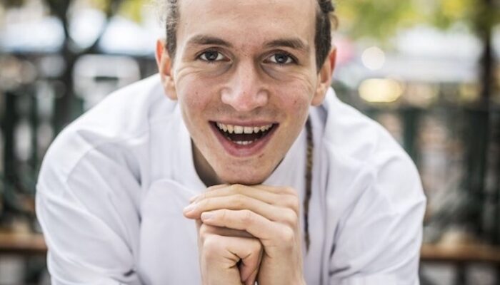 Der sympathische Münchner Chefkoch Andreas Leib, der sich auf die vegane Küche spezialisiert hat
